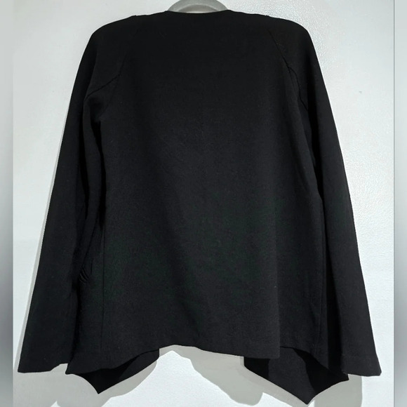 ✨️4/$20. Forever 21 Black Open Blazer, Career Wear, Size M - Picture 3 of 11